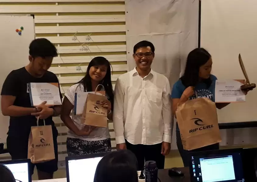 Sesi Foto Bersama