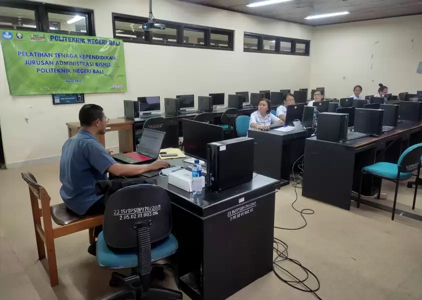 Penyampaian Materi Pelatihan